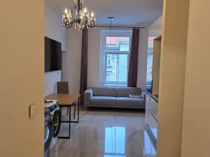 Pronájem bytu 2+kk, Praha - Vysočany, Spojovací, 50 m2