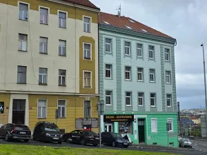 Prodej bytu 2+kk, Praha - Vysočany, Spojovací, 50 m2