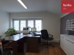Pronájem kanceláře, Opava, Zámecký okruh, 225 m2