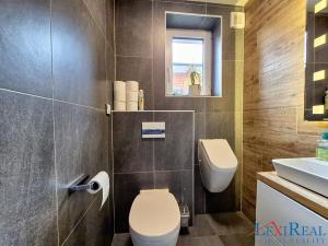 Prodej rodinného domu, Tursko, Jezdecká, 164 m2