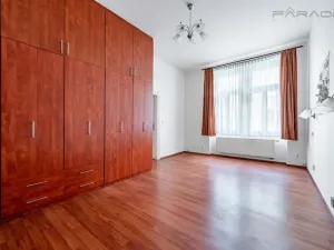 Prodej bytu 4+1, Praha - Smíchov, Na Plzeňce, 150 m2