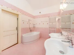 Prodej bytu 4+1, Praha - Smíchov, Na Plzeňce, 150 m2