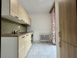 Pronájem bytu 2+1, Ostrava - Poruba, Gen. Sochora, 55 m2