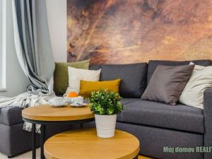 Pronájem bytu 2+kk, Praha - Hloubětín, Laponská, 49 m2