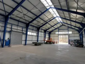 Prodej výrobních prostor, Valašské Meziříčí - Bynina, 820 m2