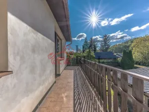 Prodej rodinného domu, Rovensko pod Troskami, Růžová, 250 m2