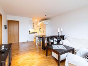 Pronájem bytu 2+kk, Praha - Karlín, Křižíkova, 55 m2