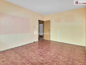 Prodej bytu 3+1, Karlovy Vary - Rybáře, Sibiřská, 68 m2