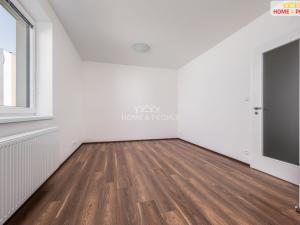 Pronájem bytu 1+kk, Milovice - Mladá, Armádní, 33 m2