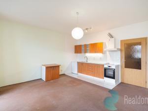 Prodej bytu 1+kk, Praha, Bojínková, 32 m2