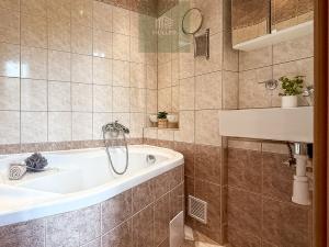 Prodej bytu 3+1, Klatovy, Pod Koníčky, 78 m2