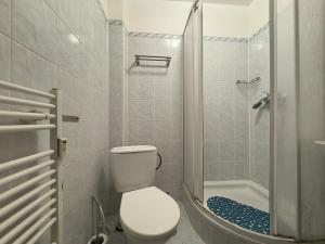 Pronájem bytu 2+kk, Praha - Smíchov, U Santošky, 50 m2