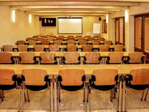 Prodej ubytování, Hlohovec, Na kopci, 1450 m2