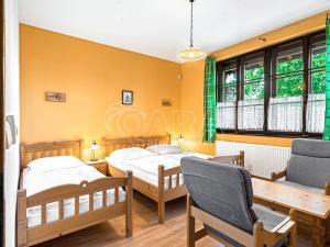 Prodej ubytování, Hlohovec, Na kopci, 1450 m2