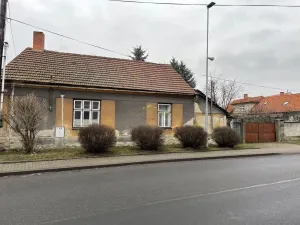 Prodej rodinného domu, Běrunice, Hlavní, 70 m2