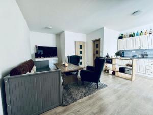 Pronájem bytu 2+kk, Česká Lípa, Červeného kříže, 50 m2