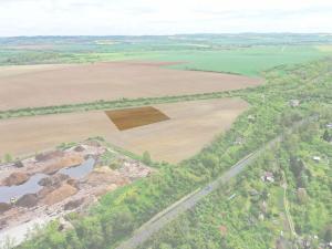 Prodej komerčního pozemku, Hoštka, 9566 m2