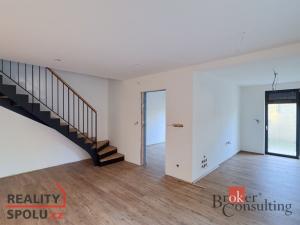 Prodej bytu 4+1, Praha - Pitkovice, K dálnici, 155 m2