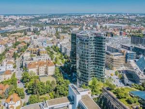 Pronájem kanceláře, Praha, 200 m2