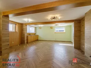 Prodej rodinného domu, Holasovice - Loděnice, 252 m2