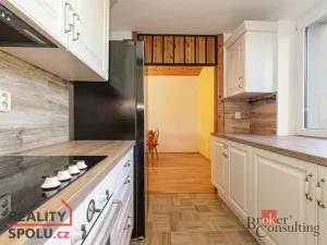 Prodej rodinného domu, Holasovice - Loděnice, 252 m2