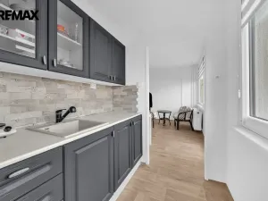 Prodej bytu 1+1, Broumov - Olivětín, Dukelská, 27 m2