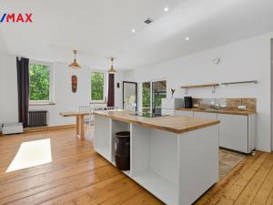 Prodej rodinného domu, Karlovy Vary, Pražská silnice, 450 m2