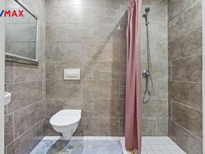 Prodej rodinného domu, Karlovy Vary, Pražská silnice, 450 m2