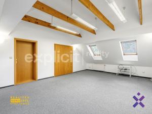 Prodej obchodního prostoru, Zlín, třída Tomáše Bati, 142 m2
