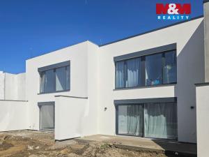 Prodej rodinného domu, Sezemice, 121 m2