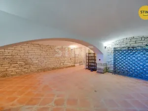 Prodej vily, Luže - Radim, 700 m2