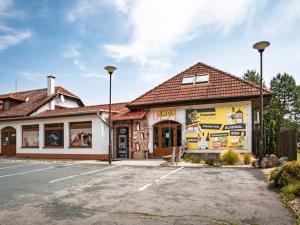 Pronájem obchodního prostoru, Břeclav - Poštorná, Celnice-středisko služeb, 80 m2