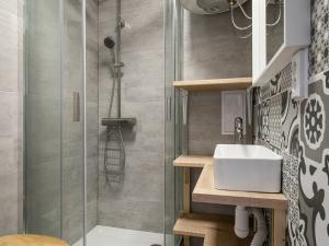 Pronájem bytu 1+kk, Praha - Košíře, Holečkova, 19 m2