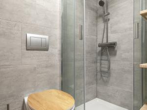 Pronájem bytu 1+kk, Praha - Košíře, Holečkova, 19 m2