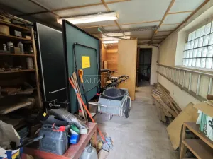 Prodej rodinného domu, Hostín u Vojkovic, 200 m2