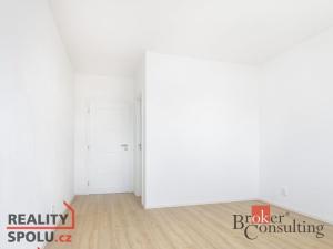 Pronájem bytu 2+1, Opava - Kateřinky, Holasická, 57 m2