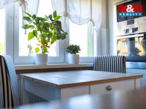 Prodej bytu 4+1, Postoloprty, Třebízského náměstí, 73 m2