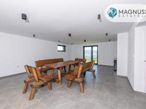 Prodej rodinného domu, Dolní Lomná, 259 m2