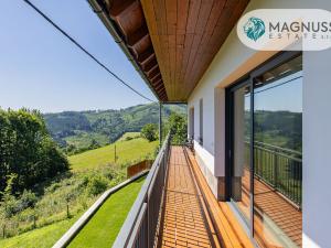 Prodej rodinného domu, Dolní Lomná, 259 m2