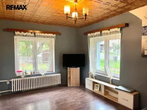 Prodej rodinného domu, Valeč - Velký Hlavákov, 298 m2