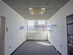 Pronájem kanceláře, Havlíčkův Brod, Havlíčkovo náměstí, 32 m2