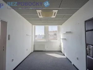 Pronájem kanceláře, Havlíčkův Brod, Havlíčkovo náměstí, 32 m2