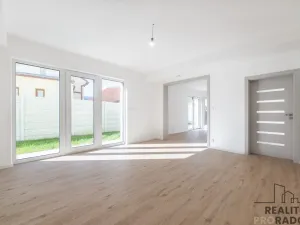 Prodej bytu 4+kk, Ostopovice, B. Němcové, 90 m2