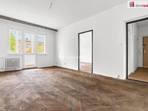 Prodej bytu 3+1, Ostrov, Kollárova, 70 m2