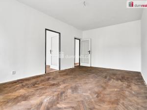 Prodej bytu 3+1, Ostrov, Kollárova, 70 m2
