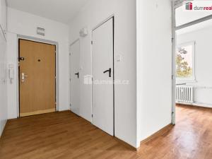 Prodej bytu 3+1, Ostrov, Kollárova, 70 m2