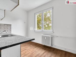 Prodej bytu 3+1, Ostrov, Kollárova, 70 m2