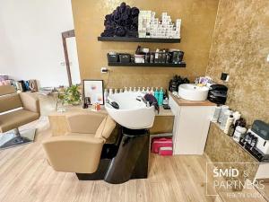Pronájem obchodního prostoru, Poděbrady, Hakenova, 53 m2