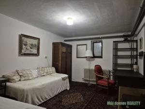 Pronájem bytu 1+1, Praha - Modřany, Kolářova, 35 m2