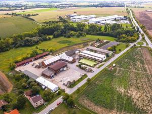 Pronájem skladu, Zámrsk - Nová Ves, 700 m2